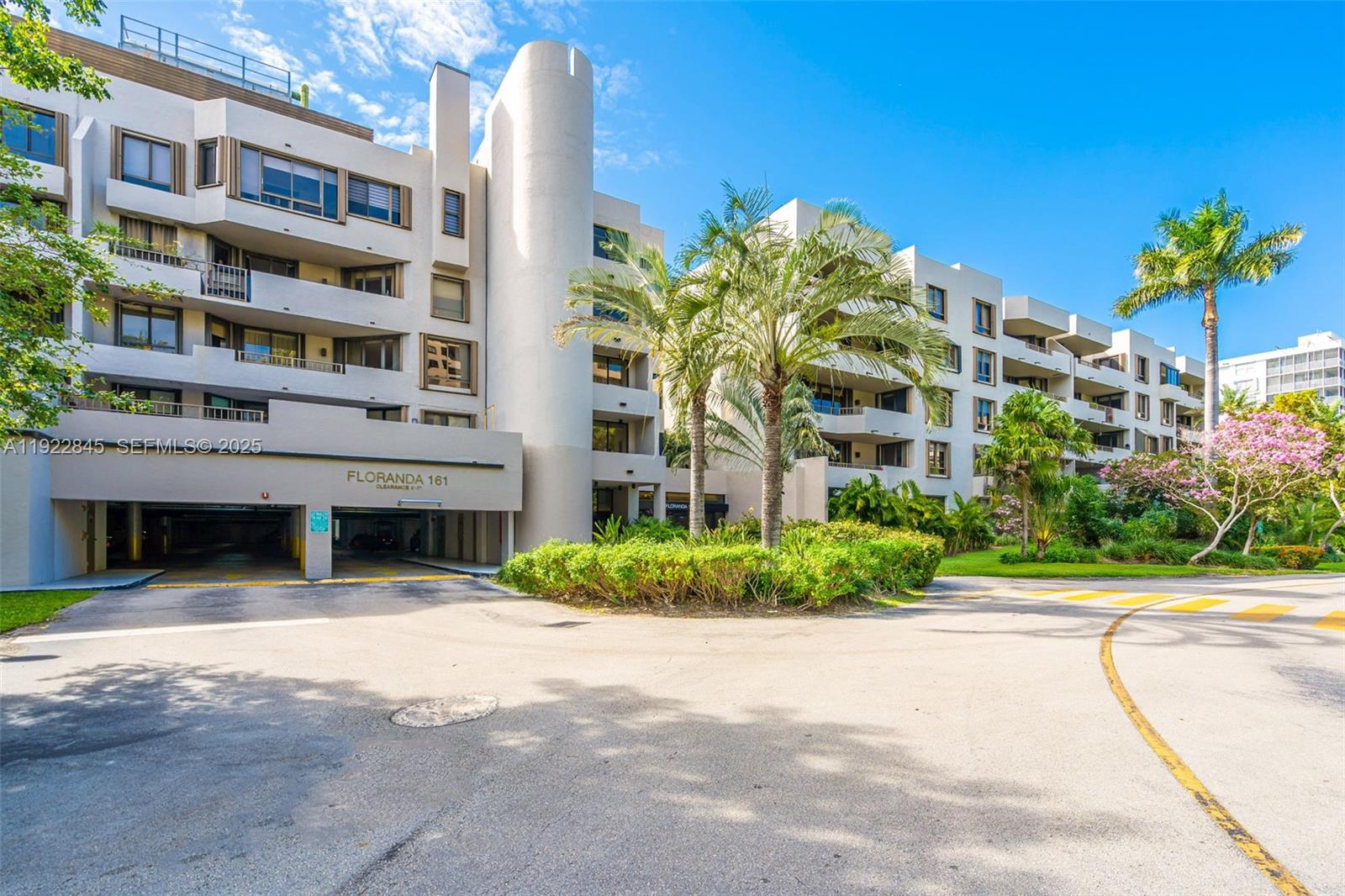 161 Crandon Blvd #125 Key Biscayne, FL 33149