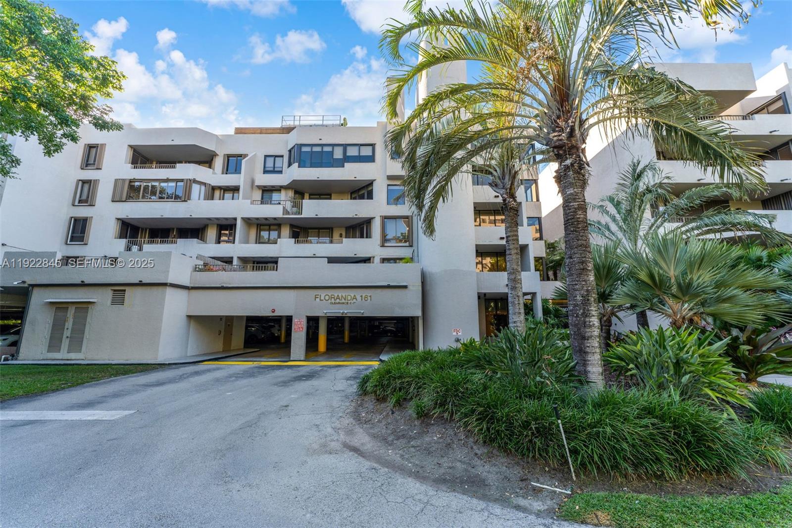 161 Crandon Blvd #125 Key Biscayne, FL 33149