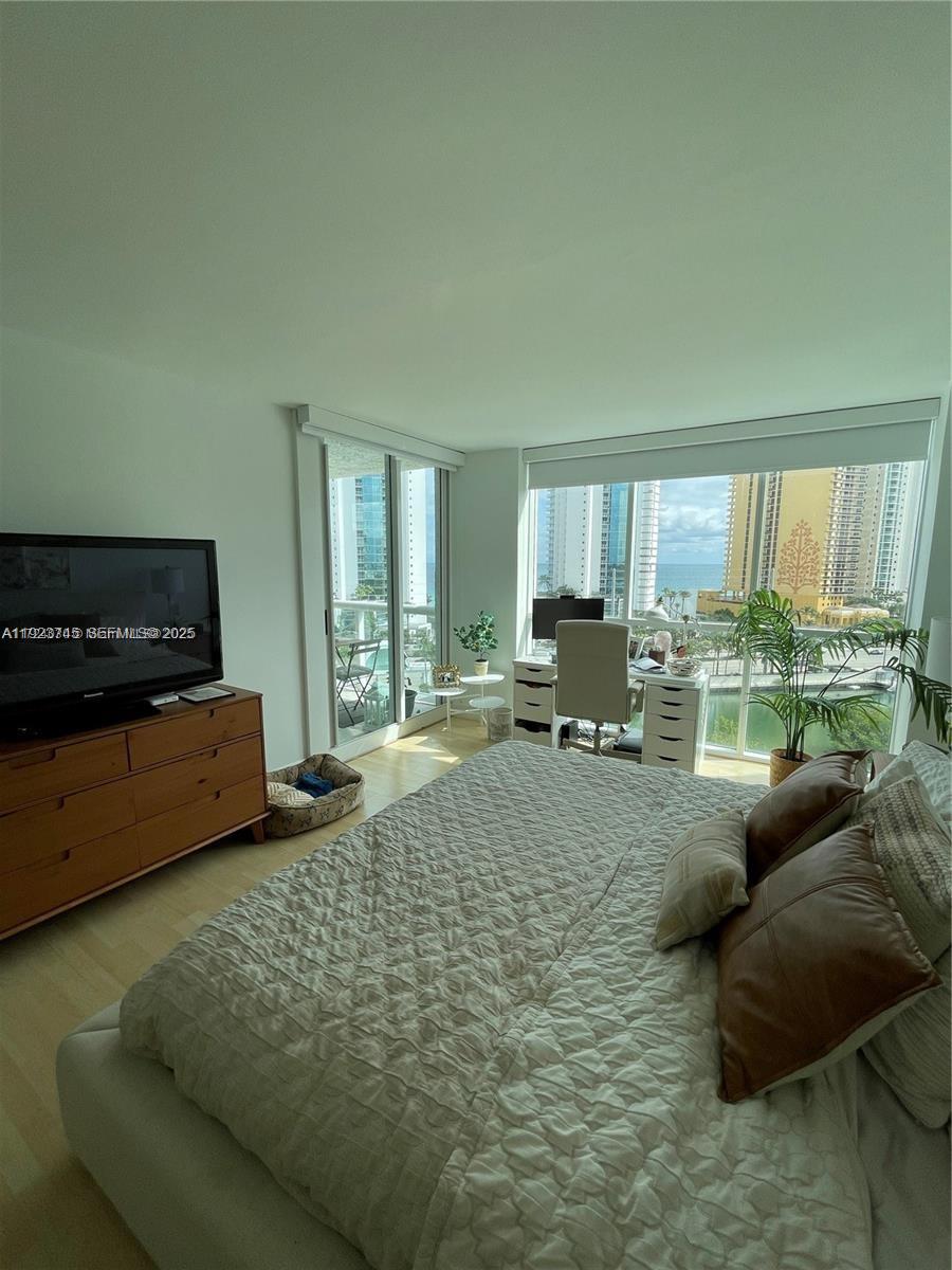 16400 Collins Ave #942 Sunny Isles Beach, FL 33160