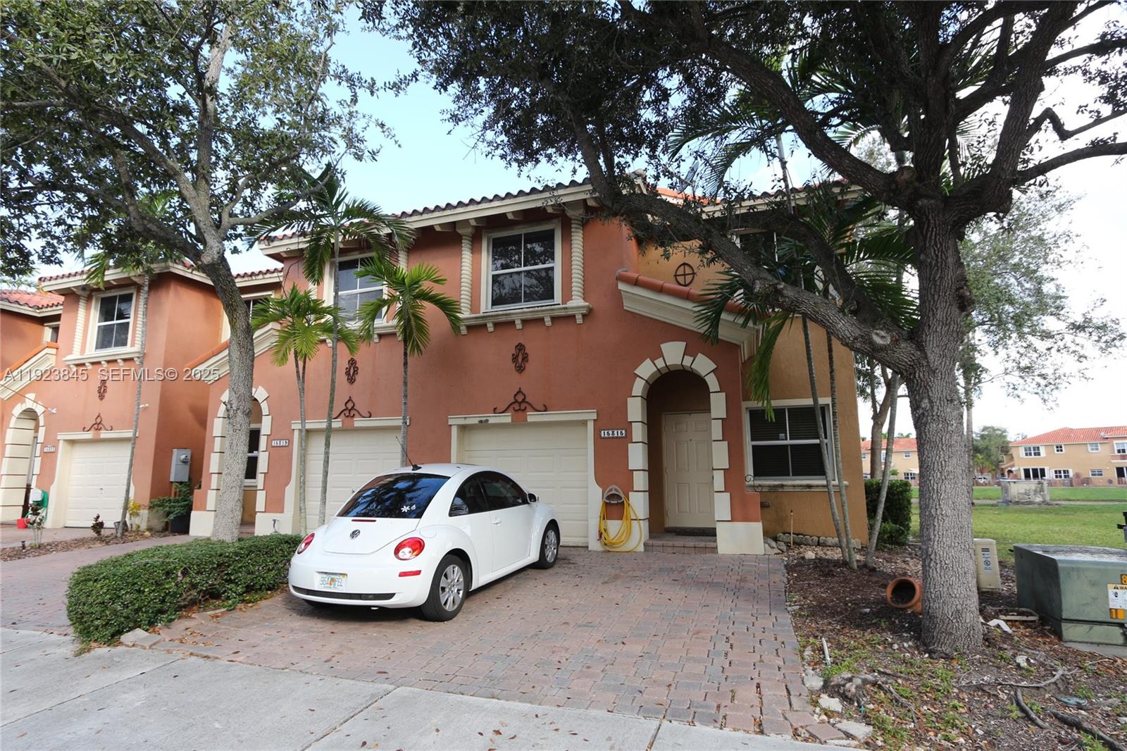 15315 SW 31st Ter #15315