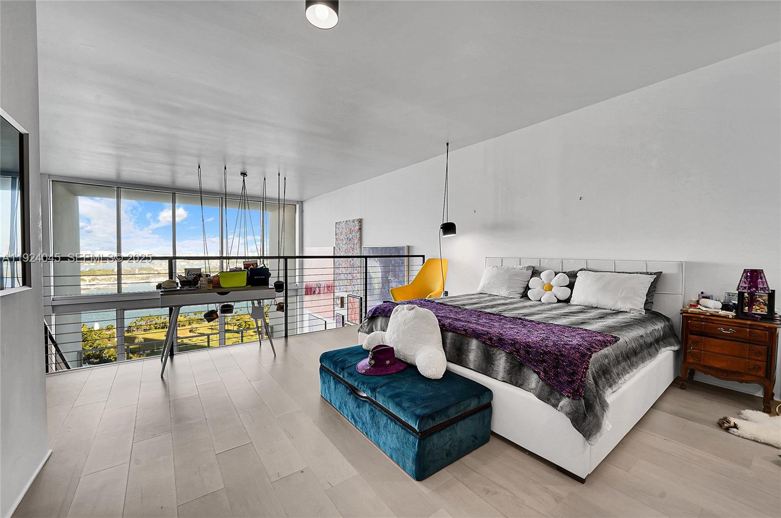 1040 Biscayne Blvd #2603 Miami, FL 33132