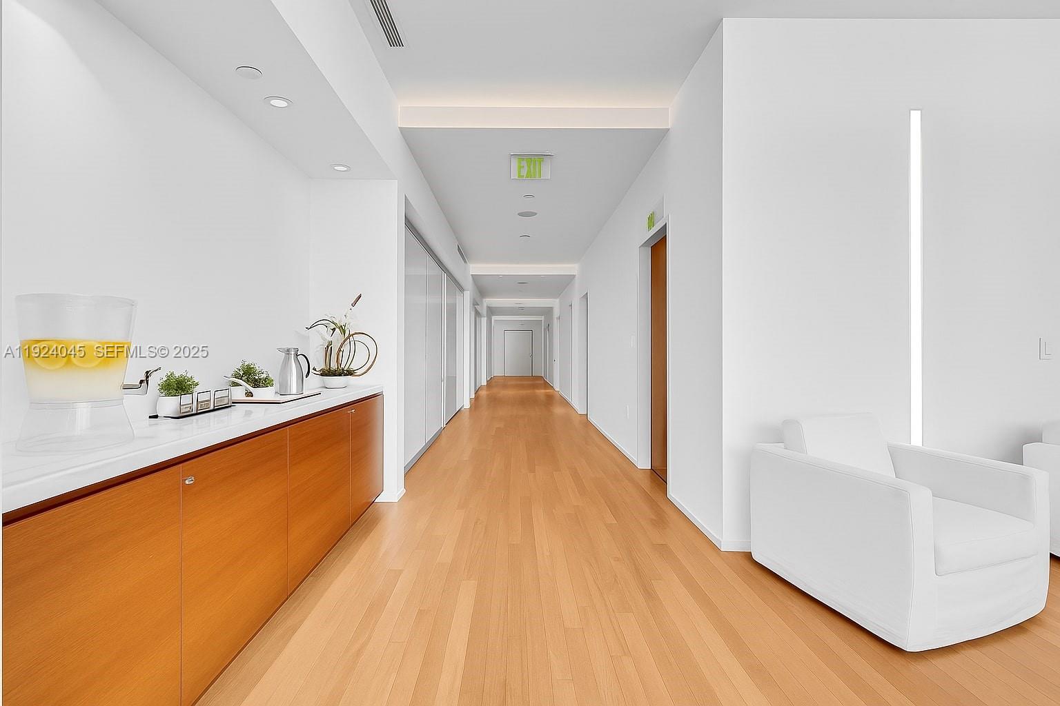 1040 Biscayne Blvd #2603 Miami, FL 33132