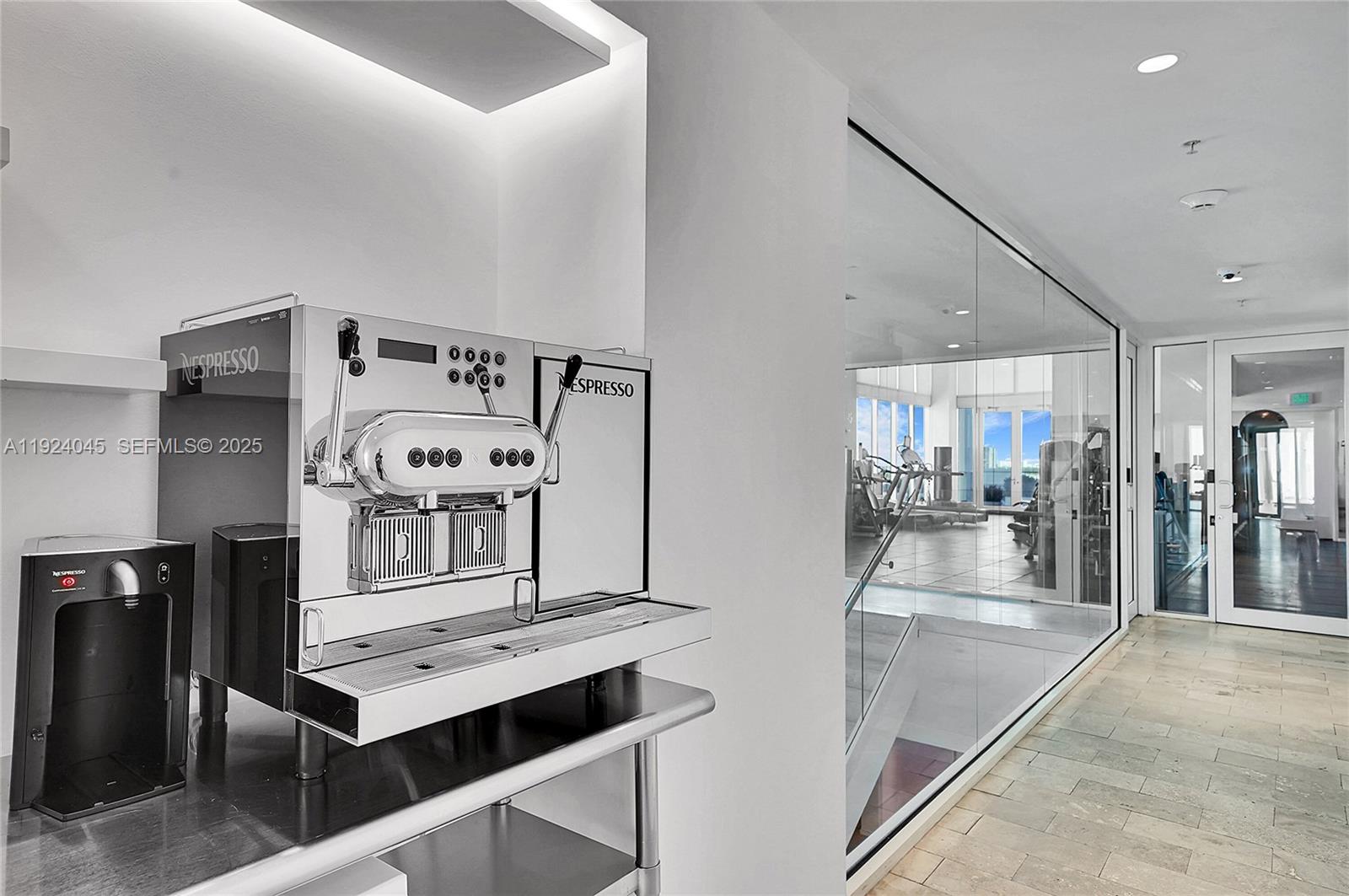 1040 Biscayne Blvd #2603 Miami, FL 33132