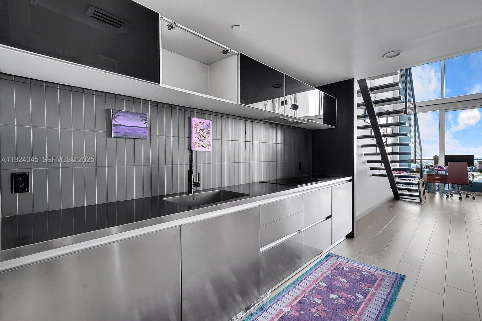 1040 Biscayne Blvd #2603 Miami, FL 33132