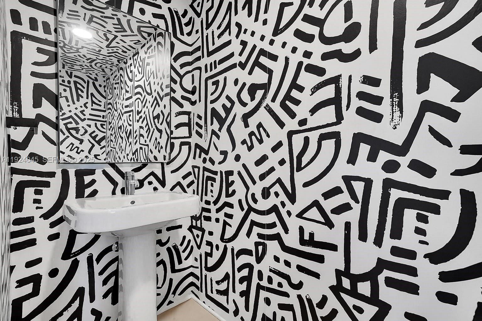 1040 Biscayne Blvd #2603 Miami, FL 33132