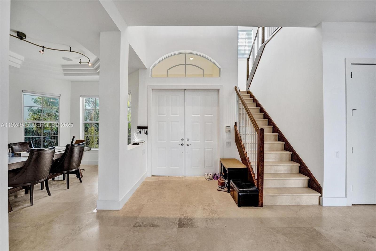 1575 Windjammer Way Hollywood, FL 33019