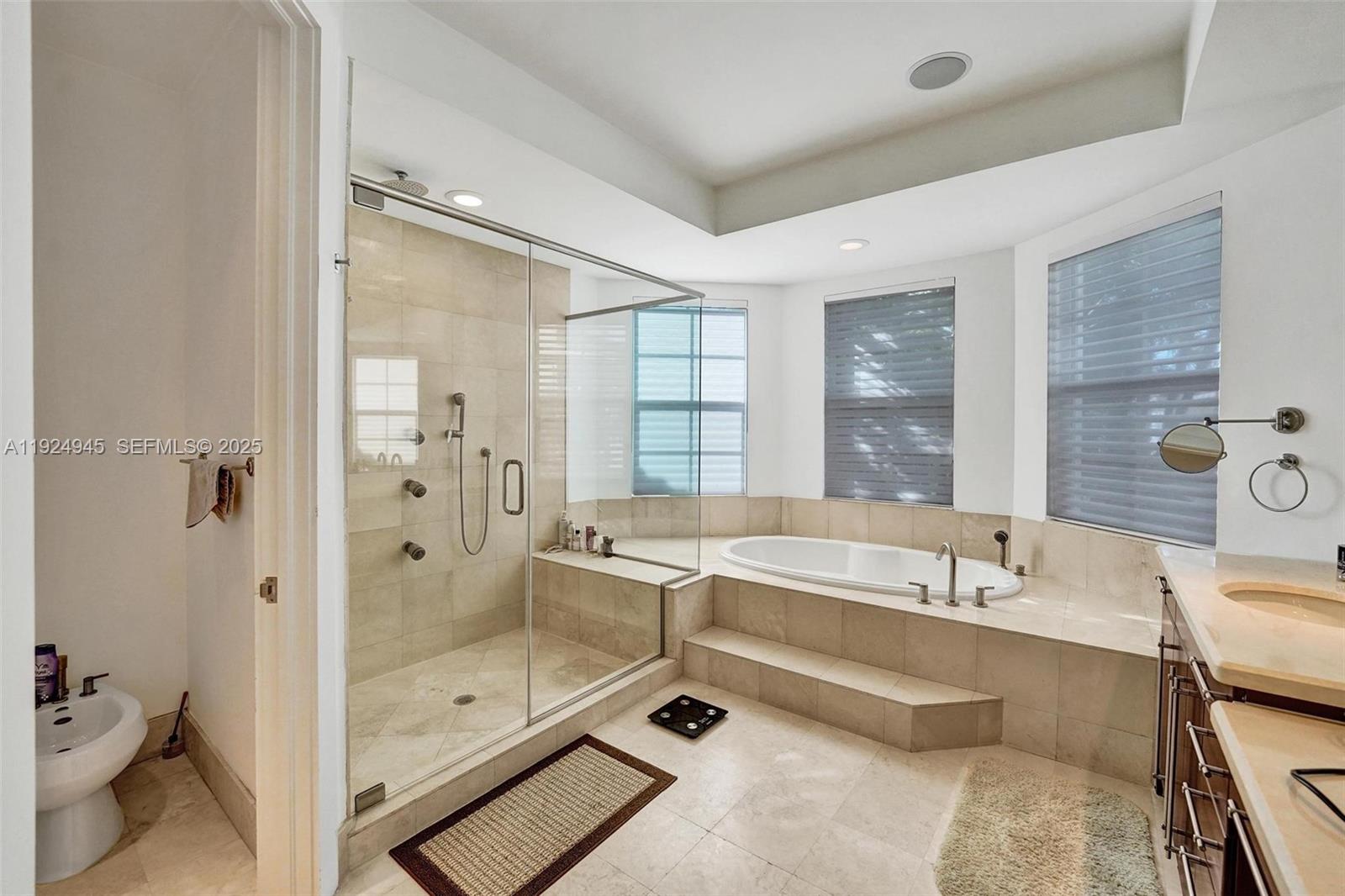 1575 Windjammer Way Hollywood, FL 33019