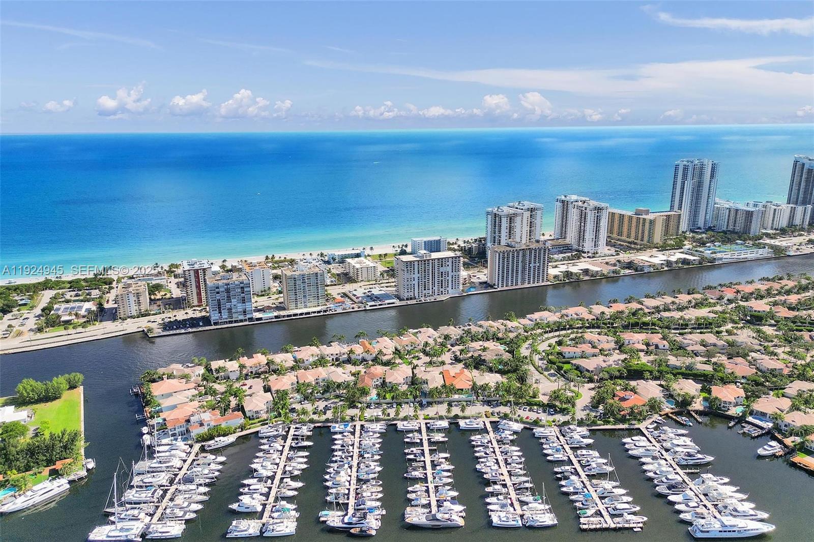 1575 Windjammer Way Hollywood, FL 33019