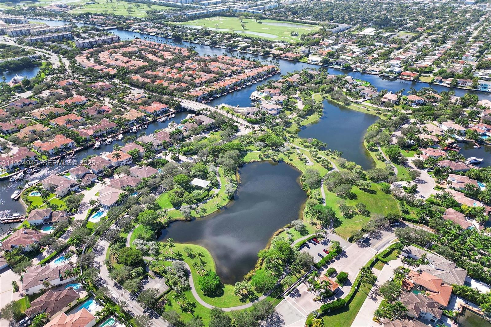 1575 Windjammer Way Hollywood, FL 33019