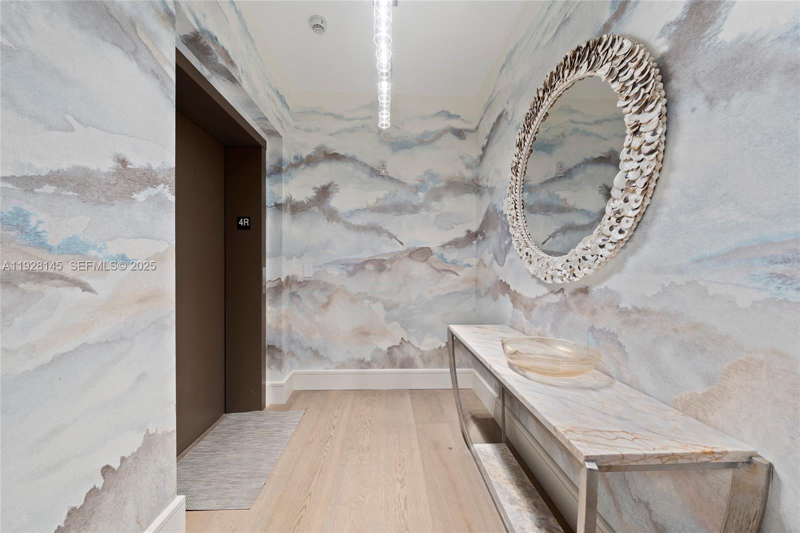 3581 E Glencoe St #403 Miami, FL 33133