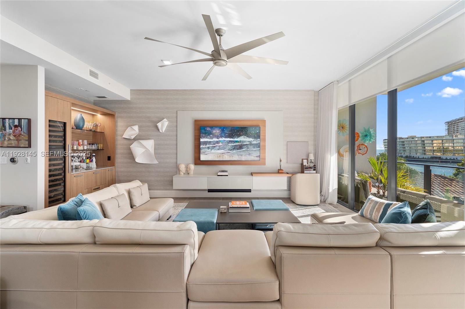 3581 E Glencoe St #403 Miami, FL 33133