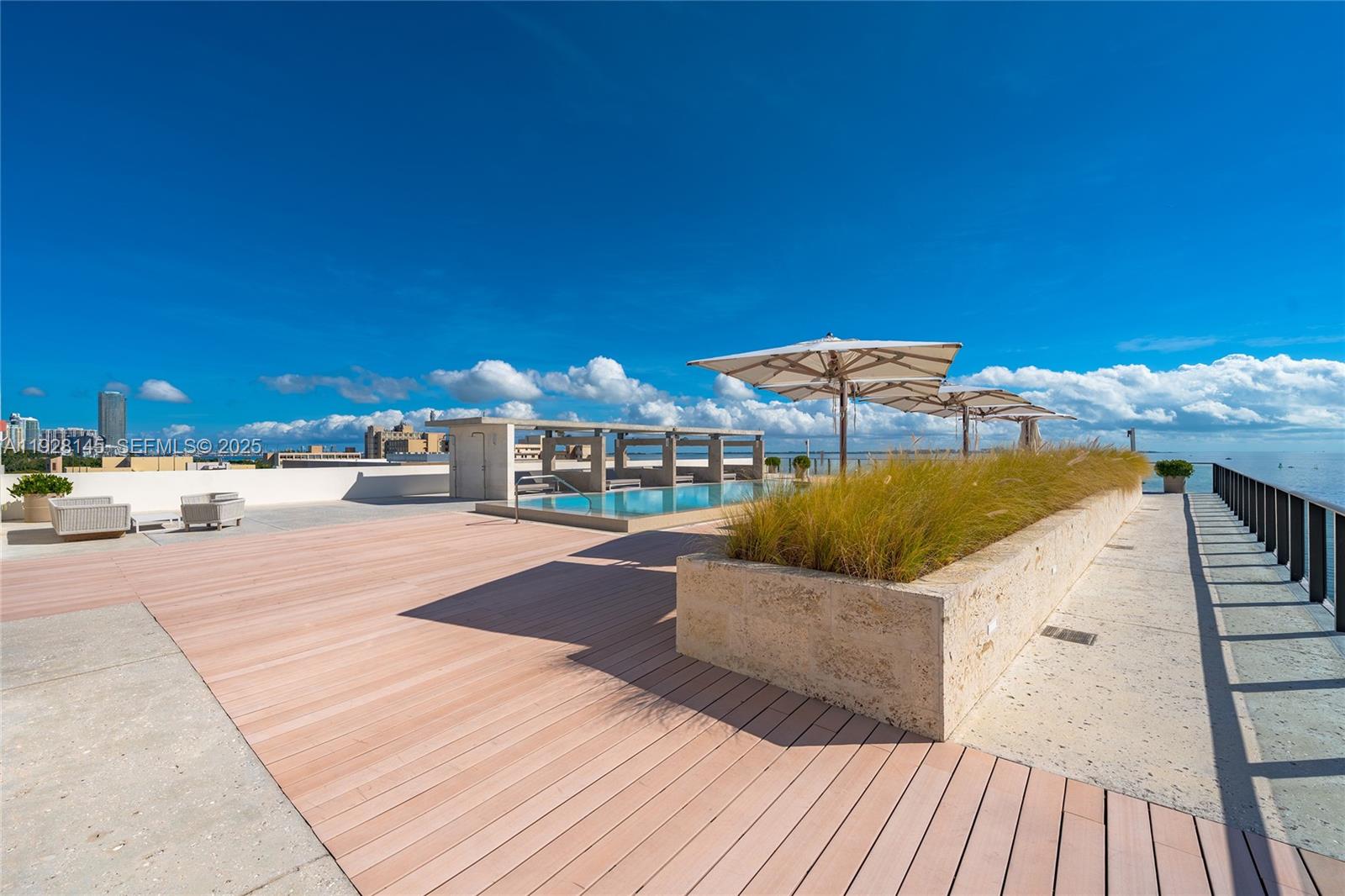 3581 E Glencoe St #403 Miami, FL 33133