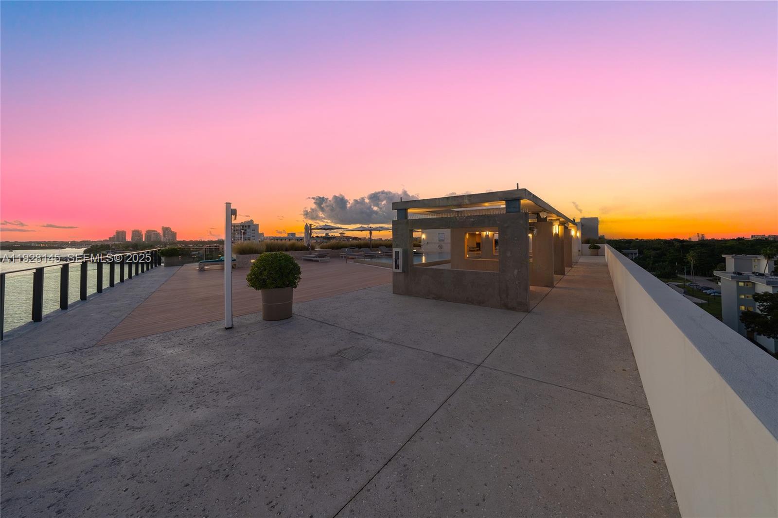 3581 E Glencoe St #403 Miami, FL 33133