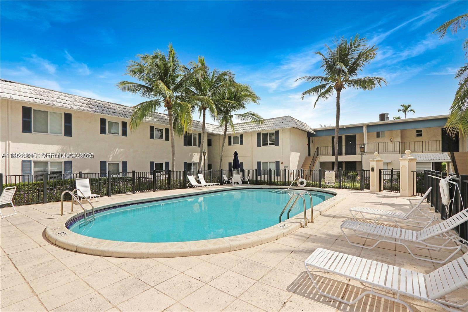 8607 SW 68th Ct #26 Pinecrest, FL 33156