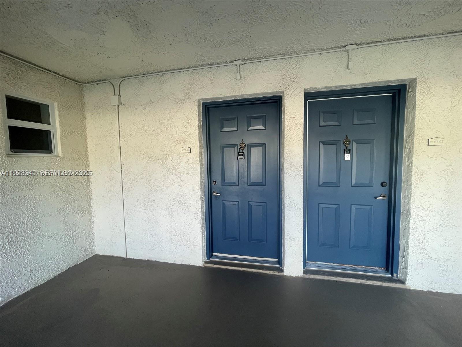 8607 SW 68th Ct #26 Pinecrest, FL 33156