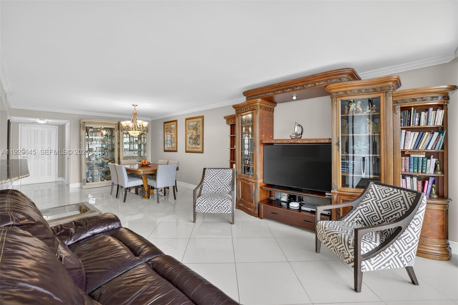 200 Leslie Dr #707 Hallandale Beach, FL 33009