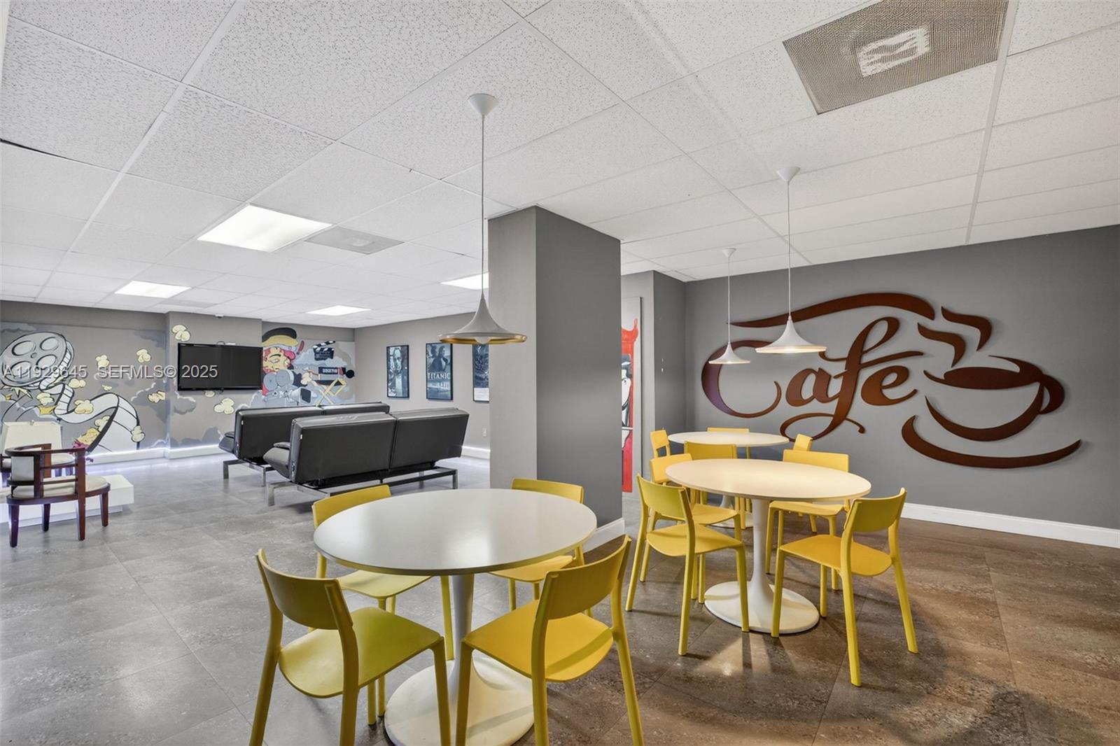 200 Leslie Dr #707 Hallandale Beach, FL 33009