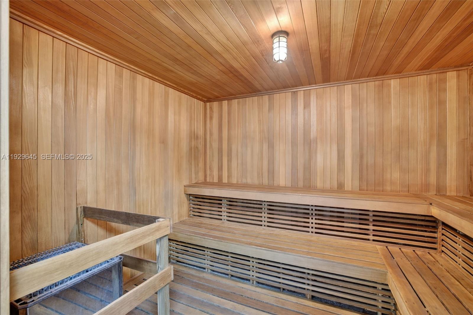 200 Leslie Dr #707 Hallandale Beach, FL 33009