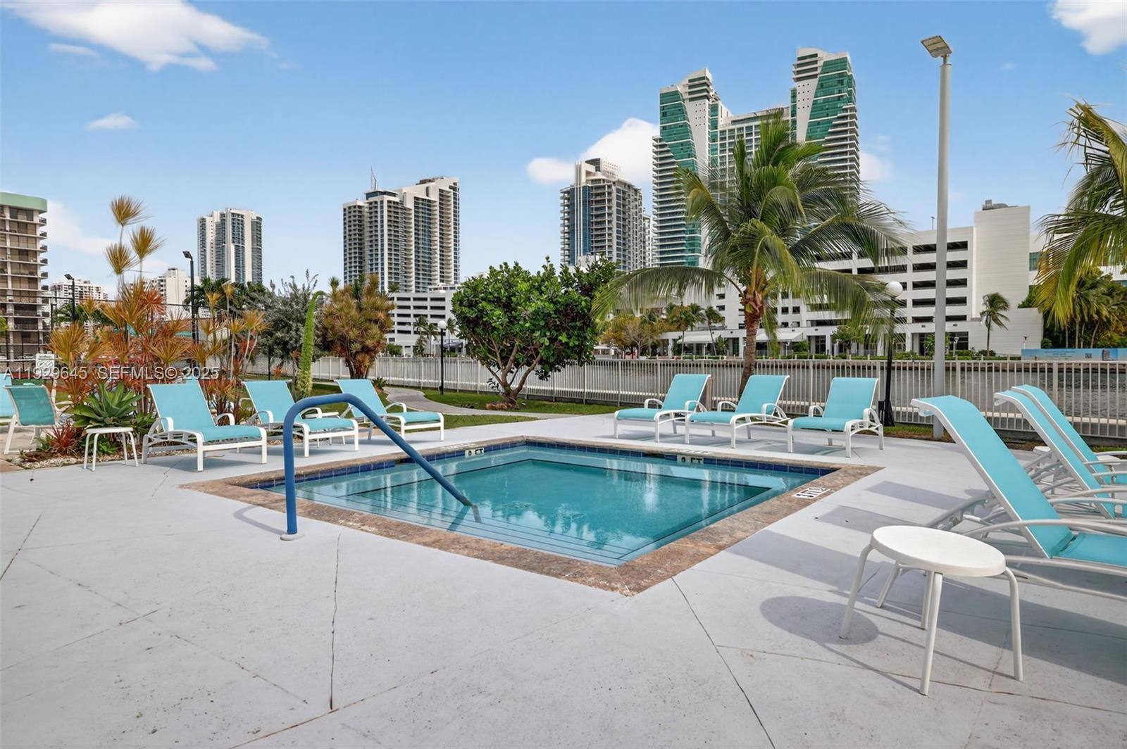 200 Leslie Dr #707 Hallandale Beach, FL 33009