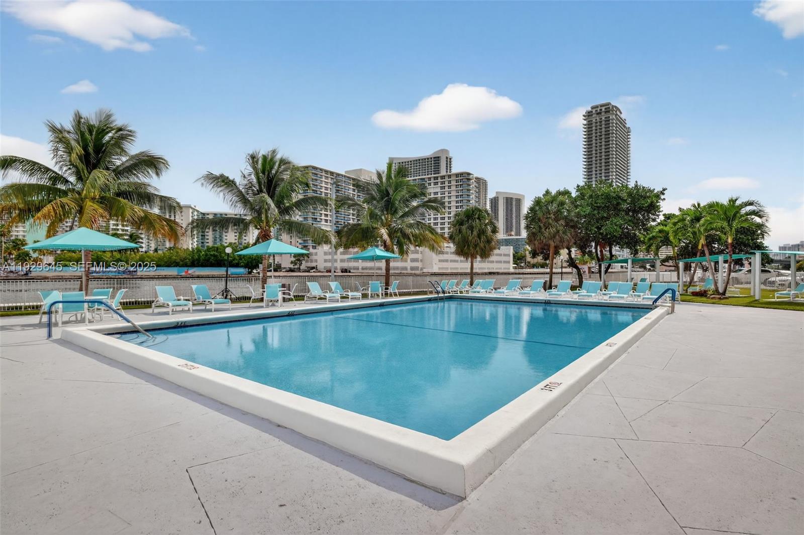 200 Leslie Dr #707 Hallandale Beach, FL 33009