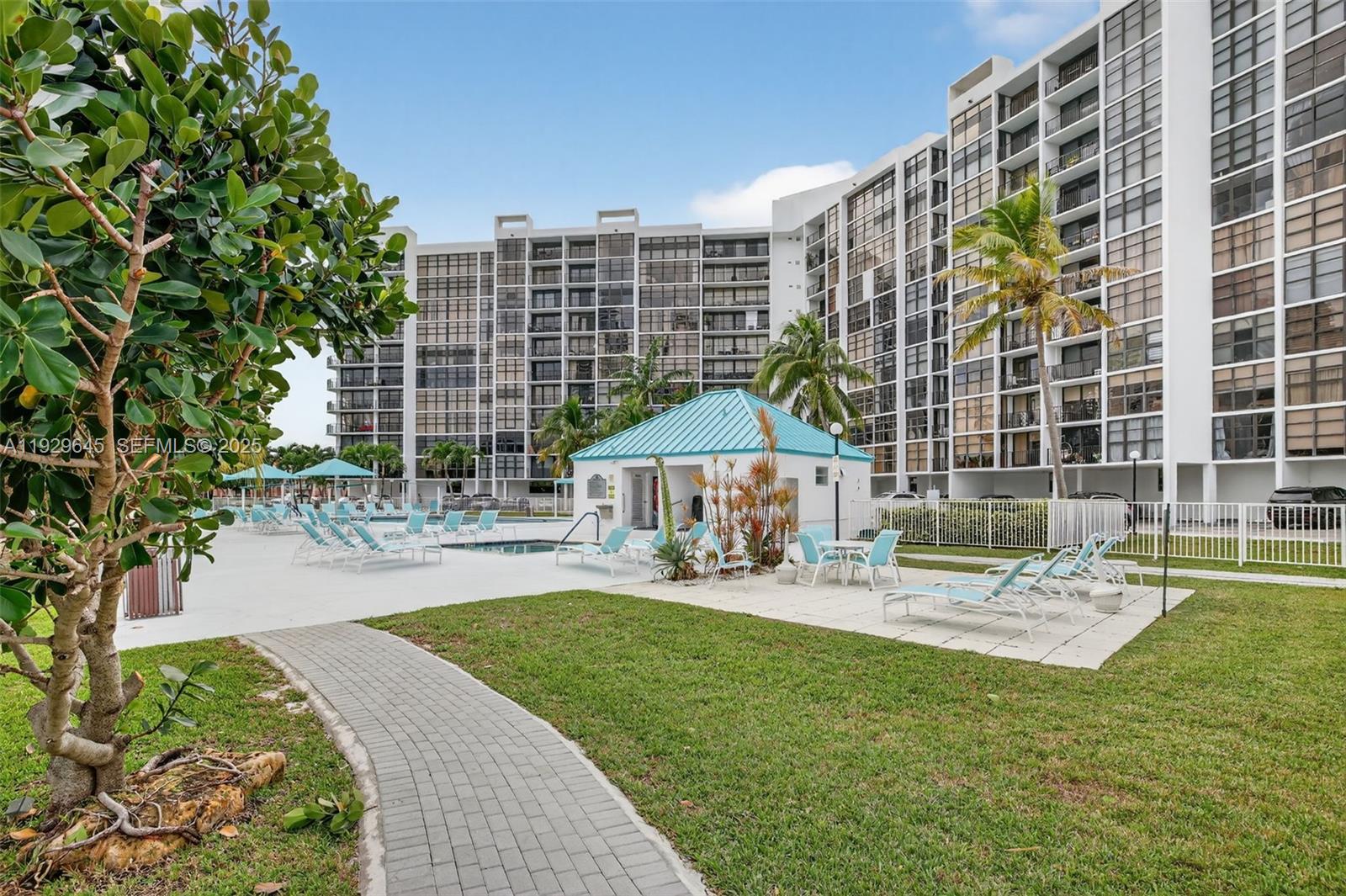 200 Leslie Dr #707 Hallandale Beach, FL 33009