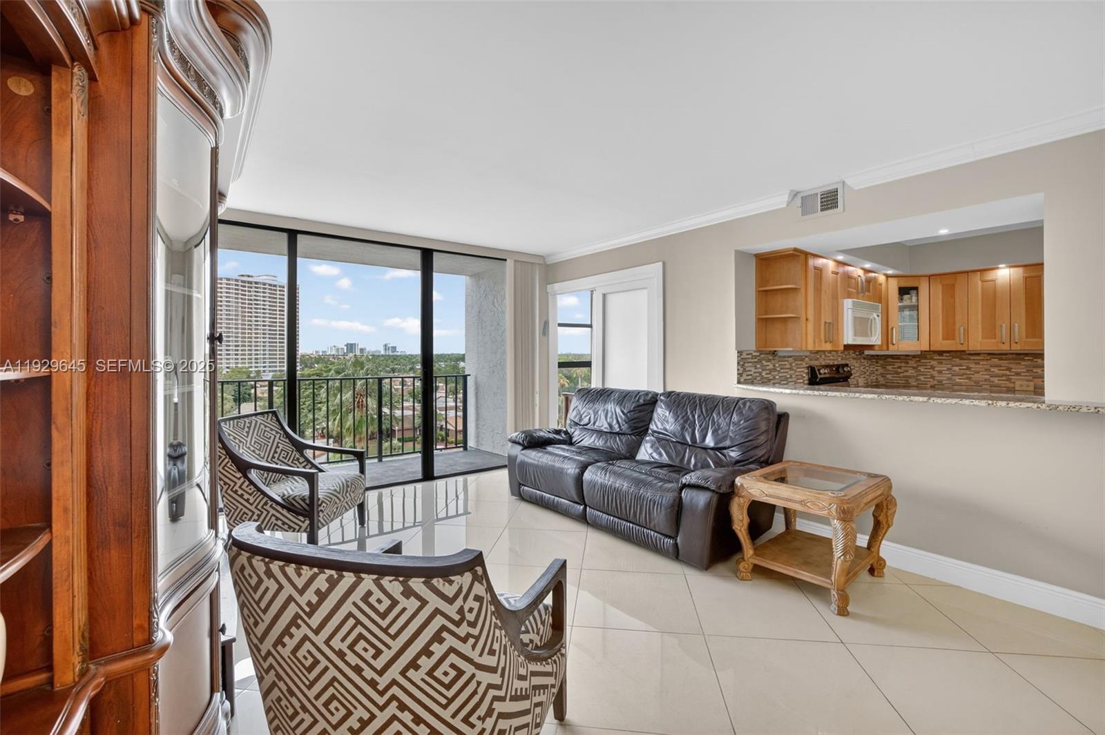 200 Leslie Dr #707 Hallandale Beach, FL 33009