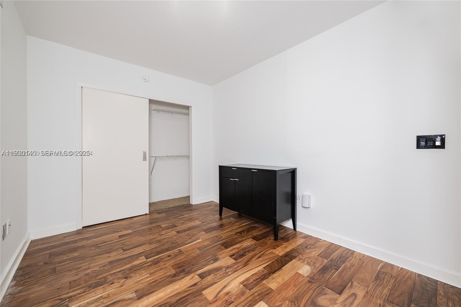 image Beach Club 213