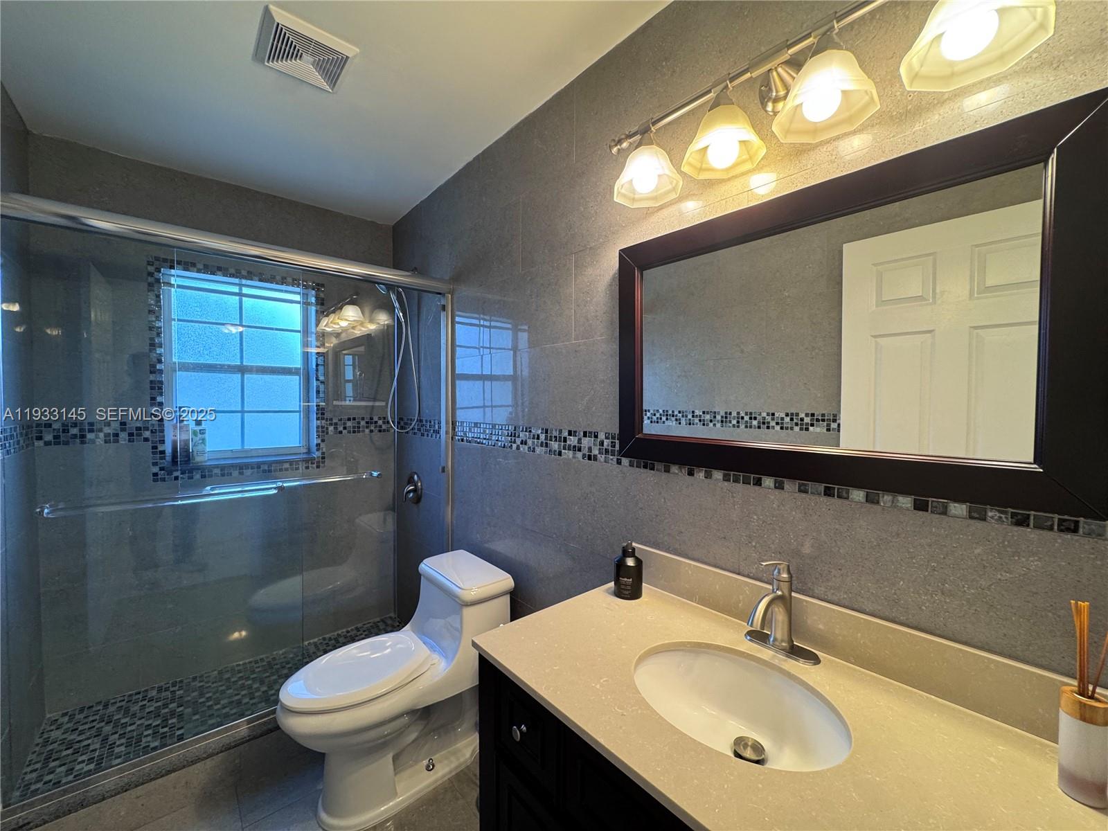 326 SW 162nd Ave Pembroke Pines, FL 33027