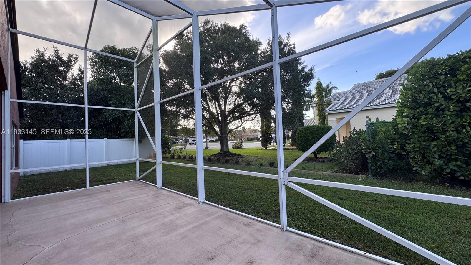 326 SW 162nd Ave Pembroke Pines, FL 33027