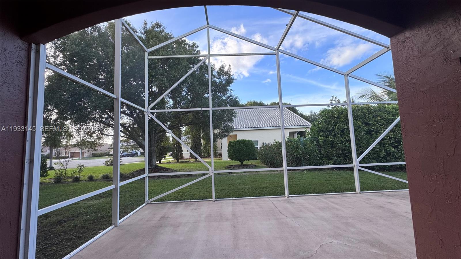 326 SW 162nd Ave Pembroke Pines, FL 33027