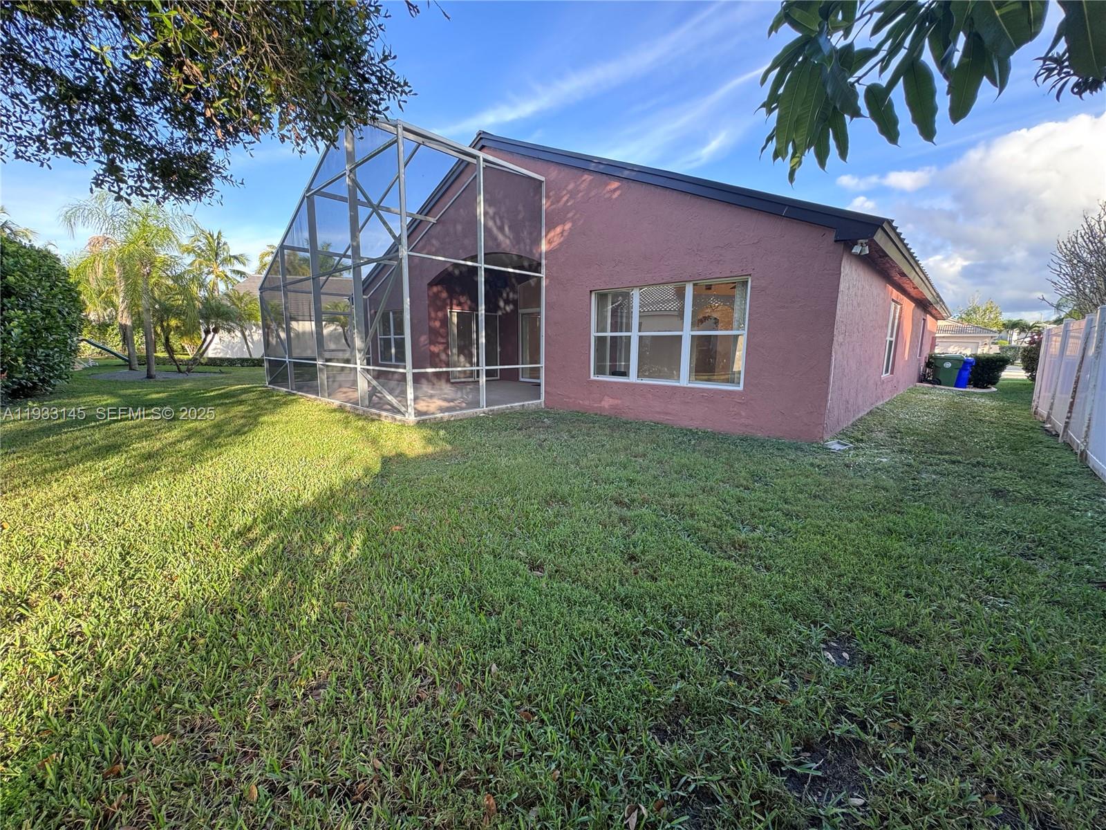 326 SW 162nd Ave Pembroke Pines, FL 33027