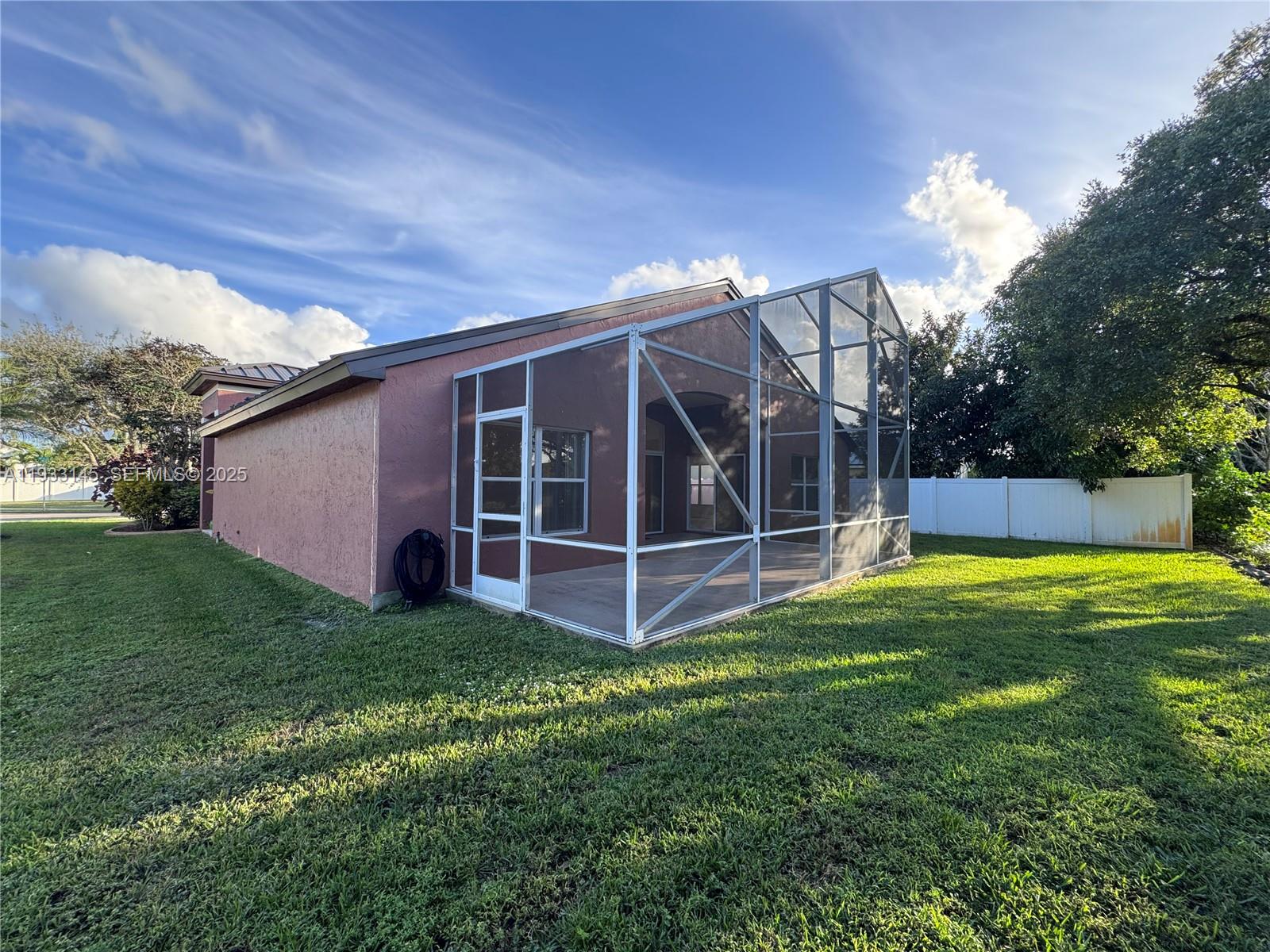 326 SW 162nd Ave Pembroke Pines, FL 33027