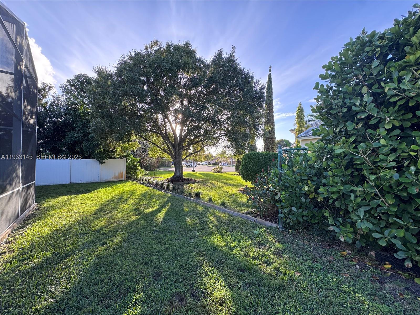 326 SW 162nd Ave Pembroke Pines, FL 33027