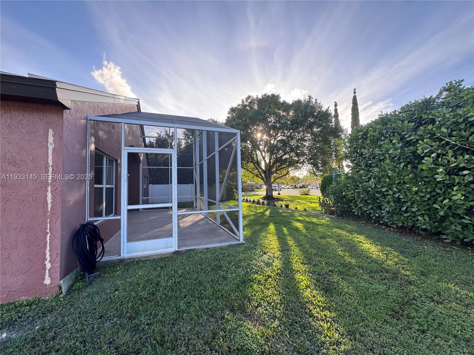 326 SW 162nd Ave Pembroke Pines, FL 33027