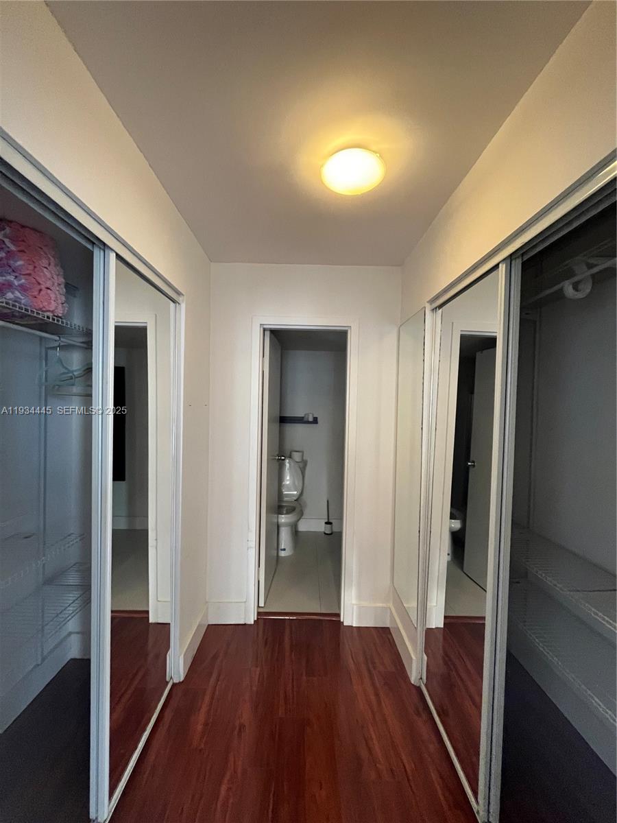 image Brickell Harbour7