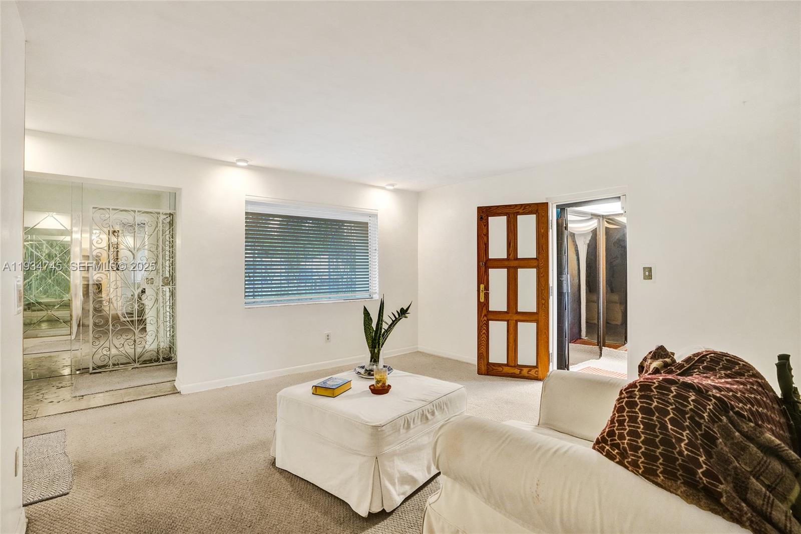 366 W 12th St Hialeah, FL 33010