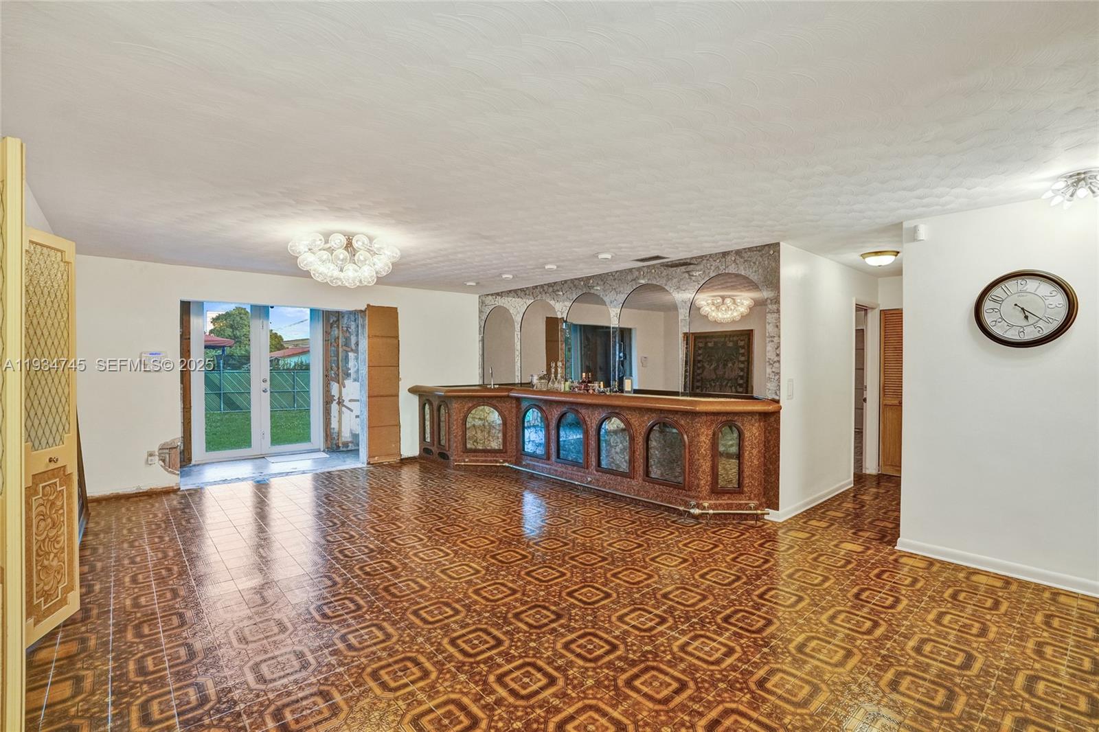 366 W 12th St Hialeah, FL 33010