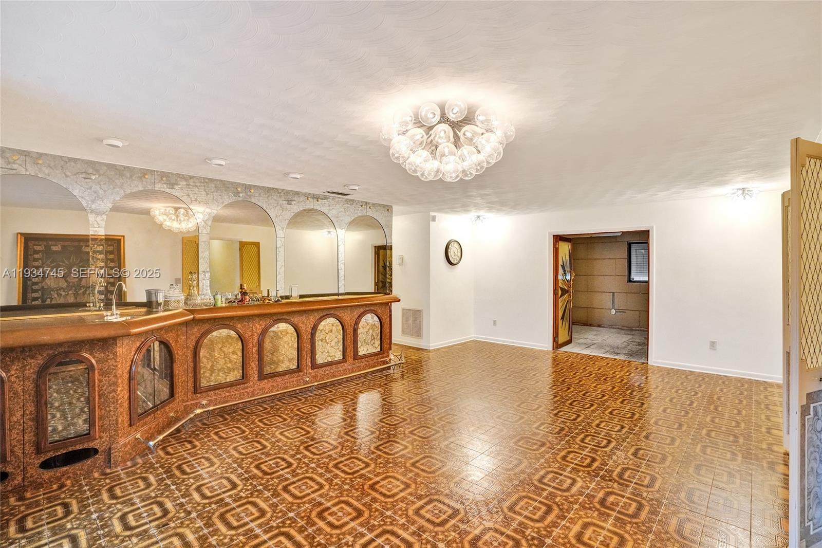 366 W 12th St Hialeah, FL 33010