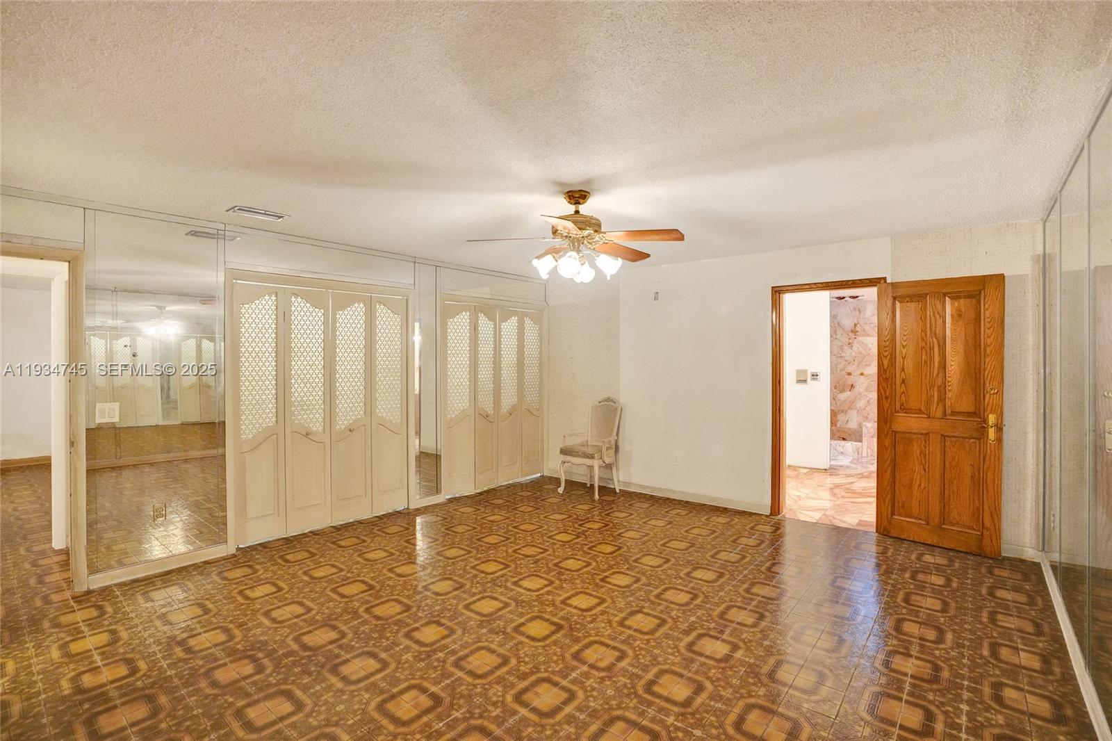 366 W 12th St Hialeah, FL 33010