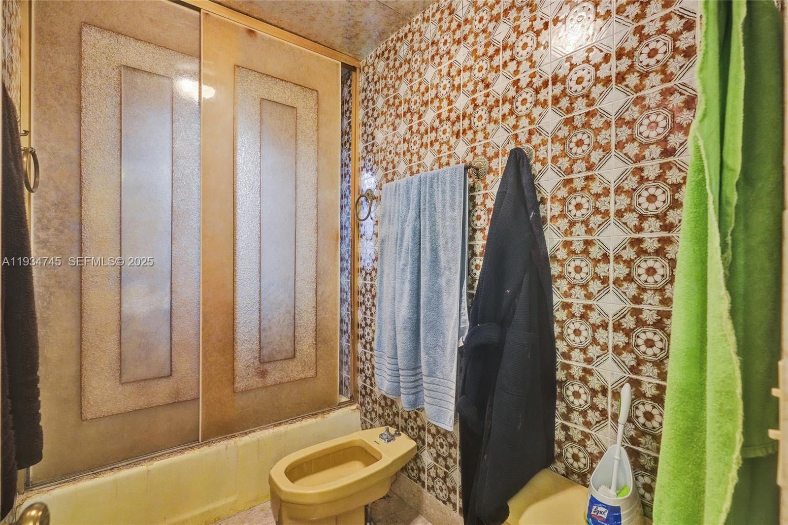 366 W 12th St Hialeah, FL 33010