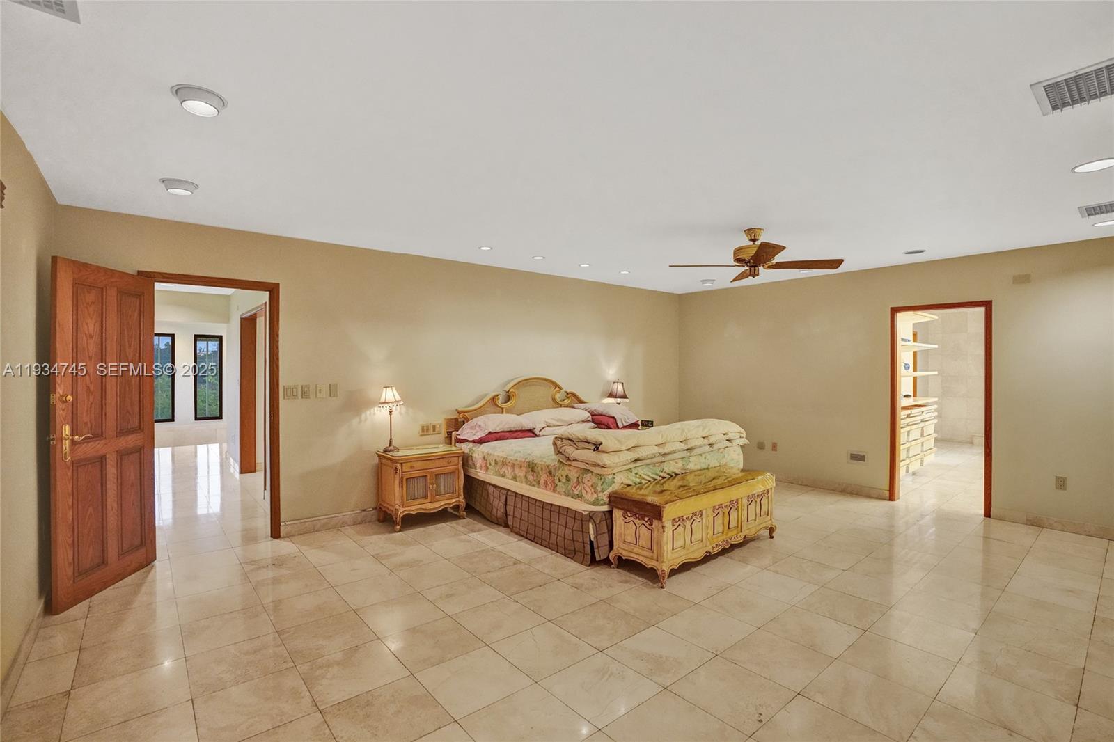 366 W 12th St Hialeah, FL 33010