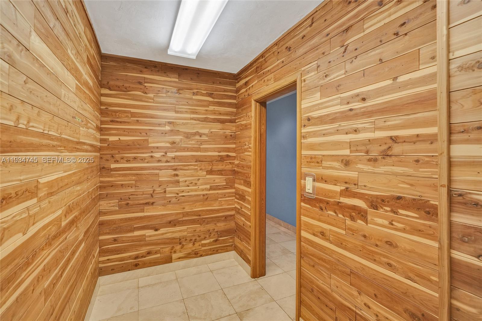 366 W 12th St Hialeah, FL 33010