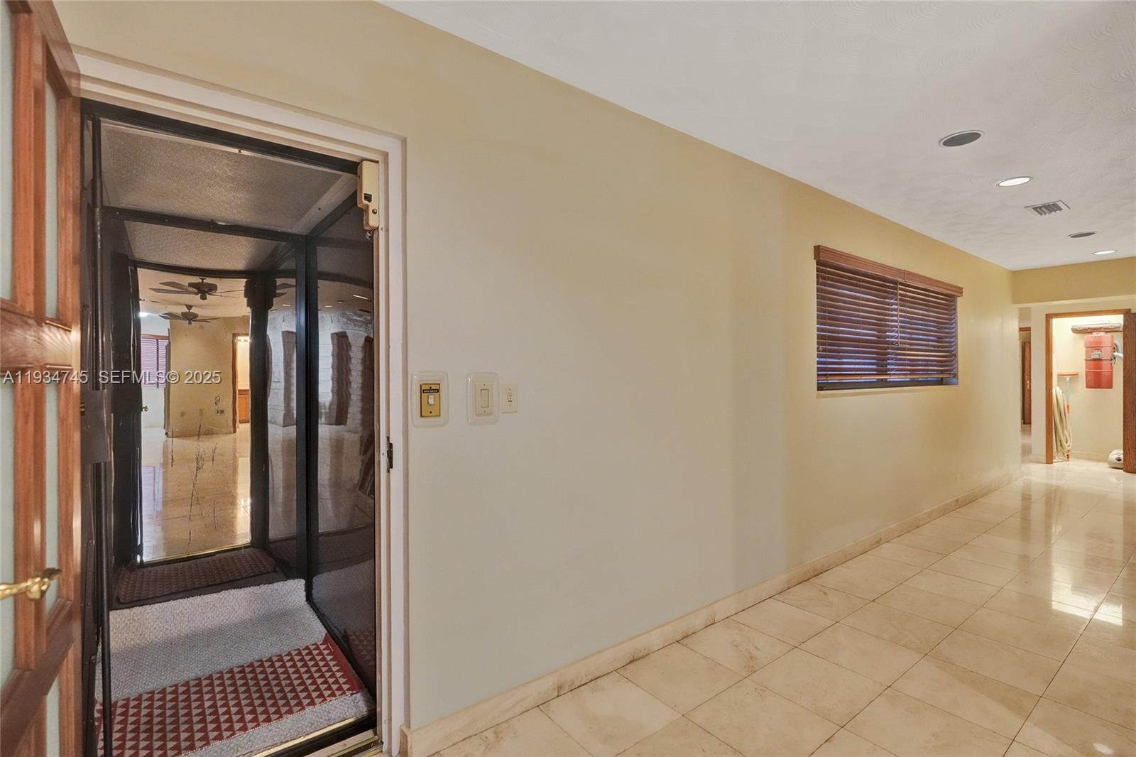 366 W 12th St Hialeah, FL 33010