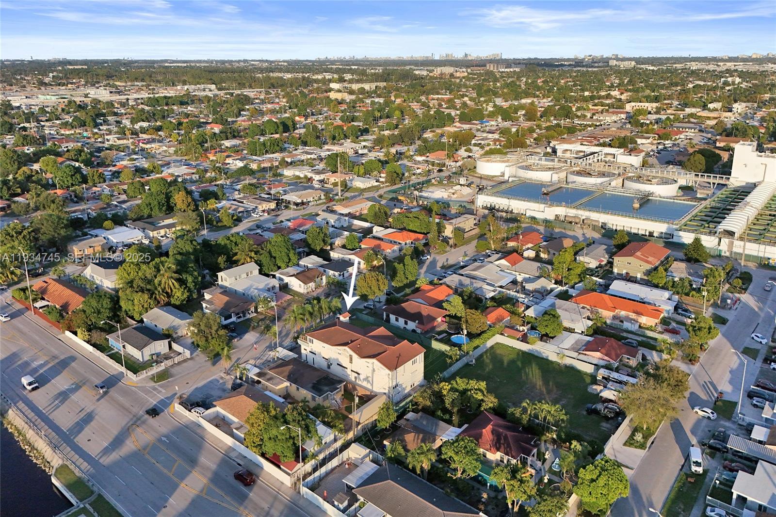 366 W 12th St Hialeah, FL 33010