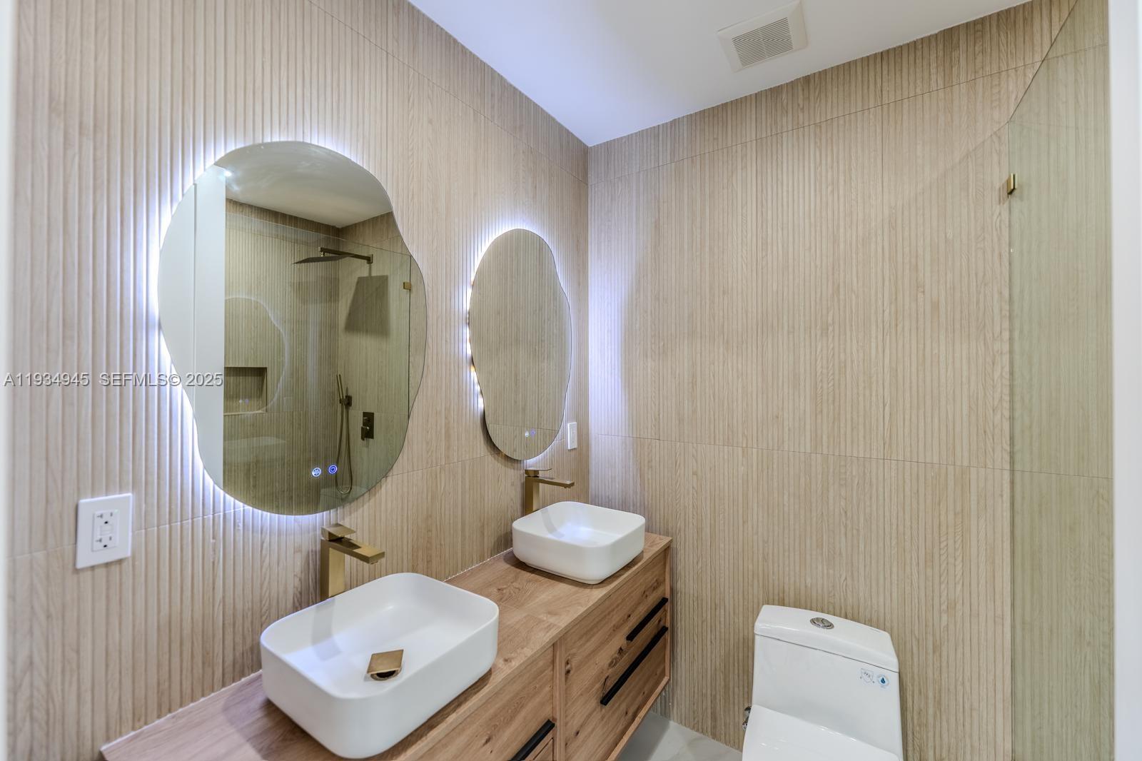 4144 Alton Rd Miami Beach, FL 33140