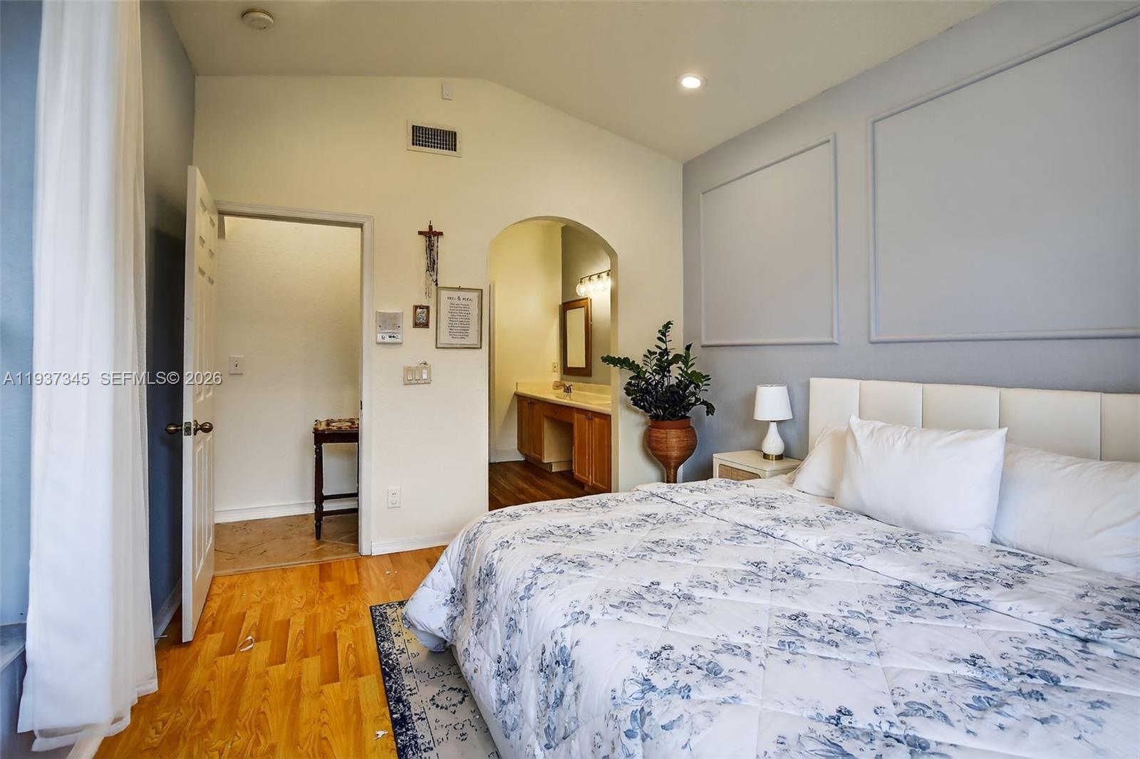 13174 NW 9th Ct Pembroke Pines, FL 33028