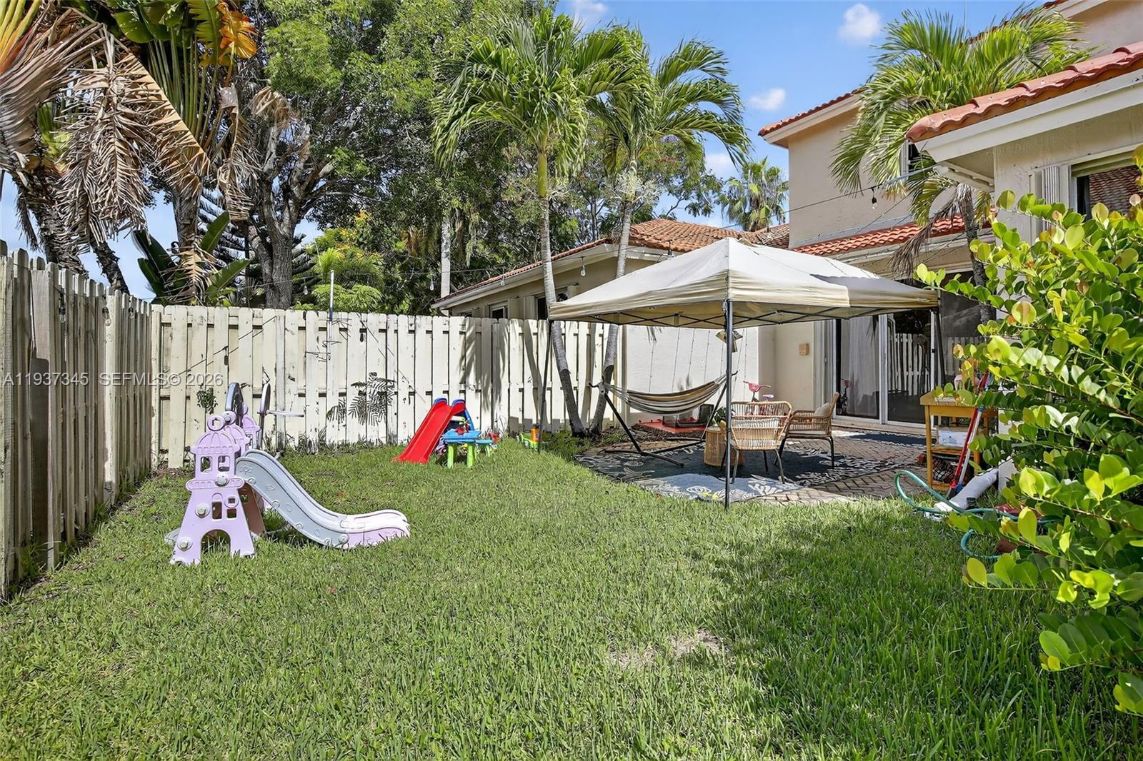 13174 NW 9th Ct Pembroke Pines, FL 33028