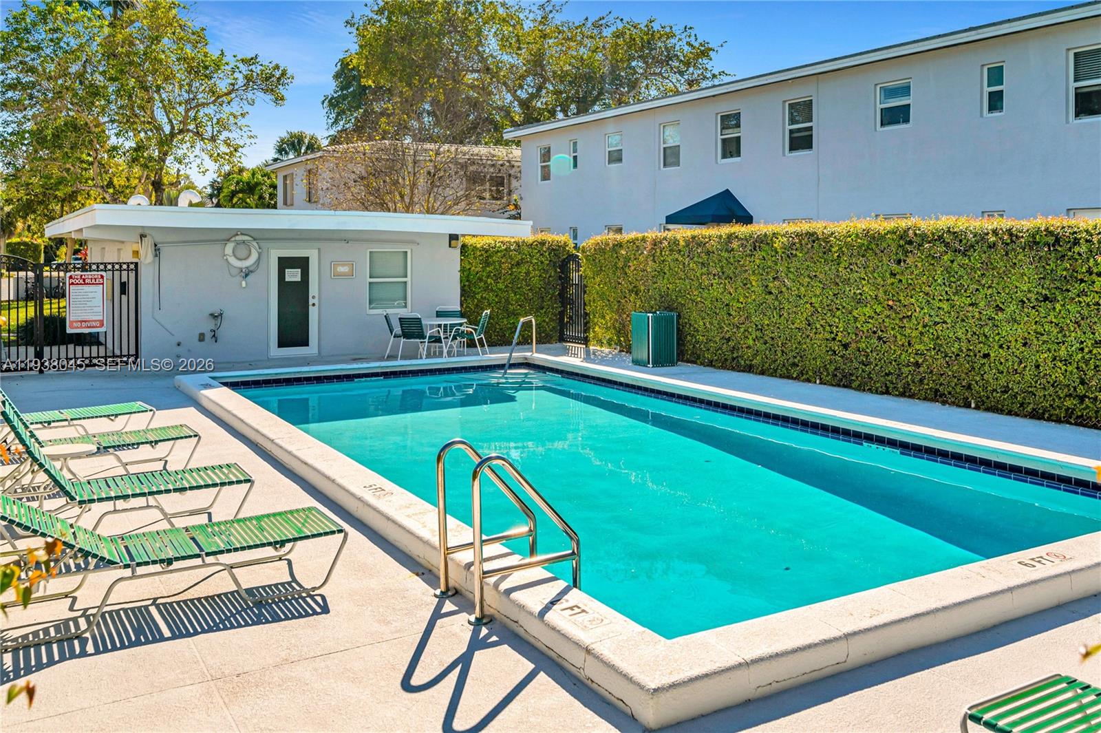 7621 SW 55th Ave #22B Miami, FL 33143