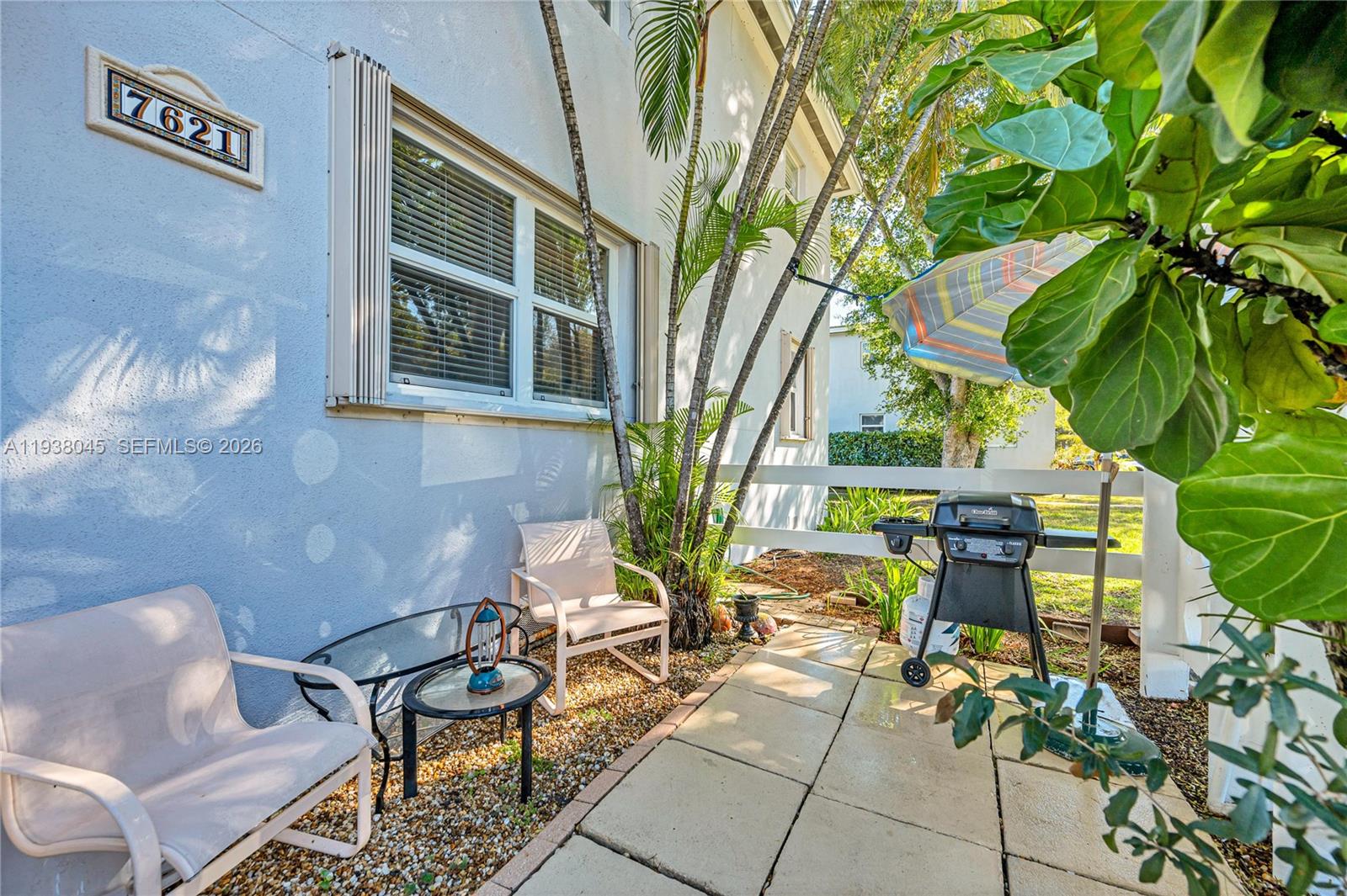 7621 SW 55th Ave #22B Miami, FL 33143