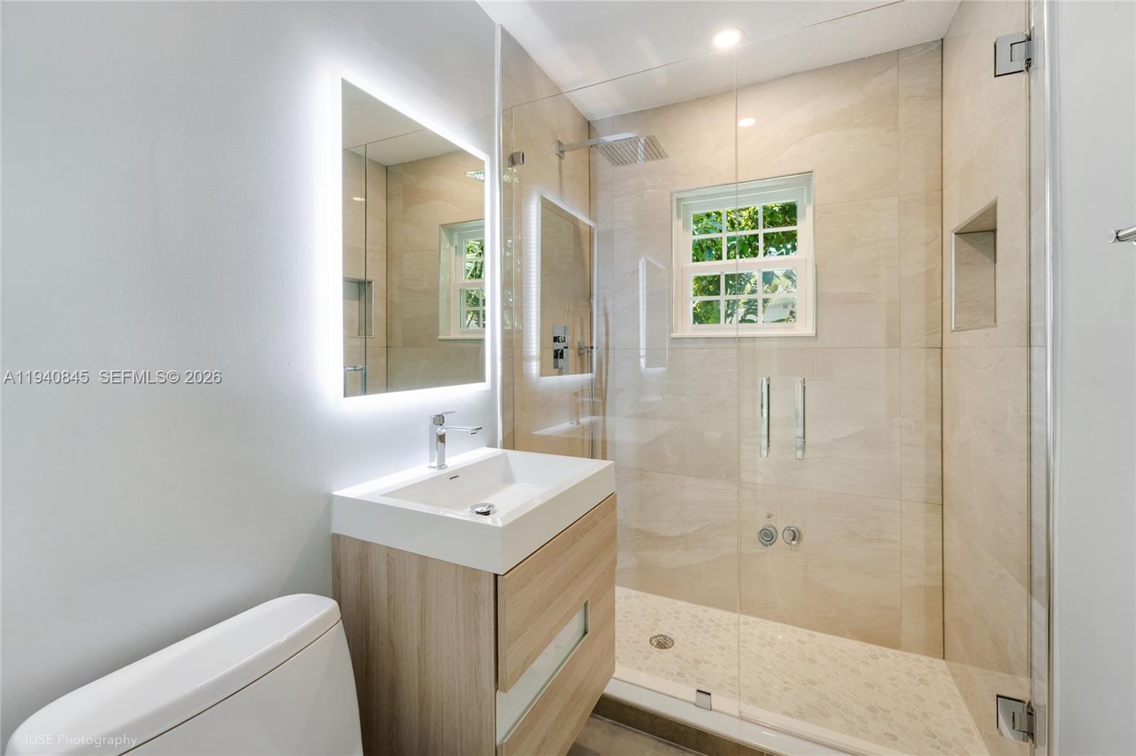 8730 NE 8th Ct Miami, FL 33138